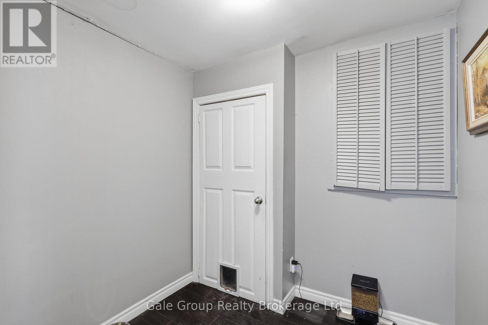 32 WEST AVENUE - 22