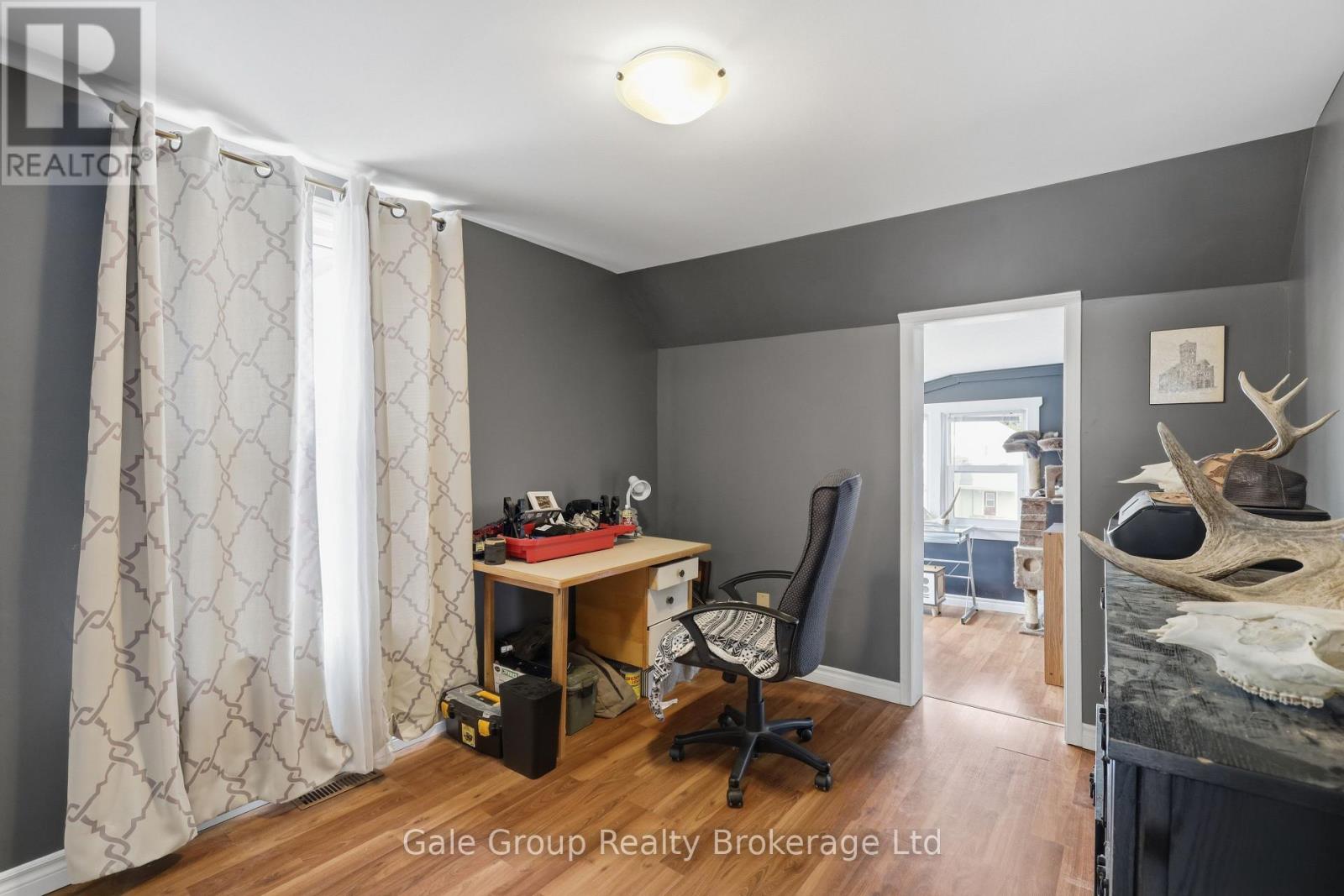 32 WEST AVENUE - 28