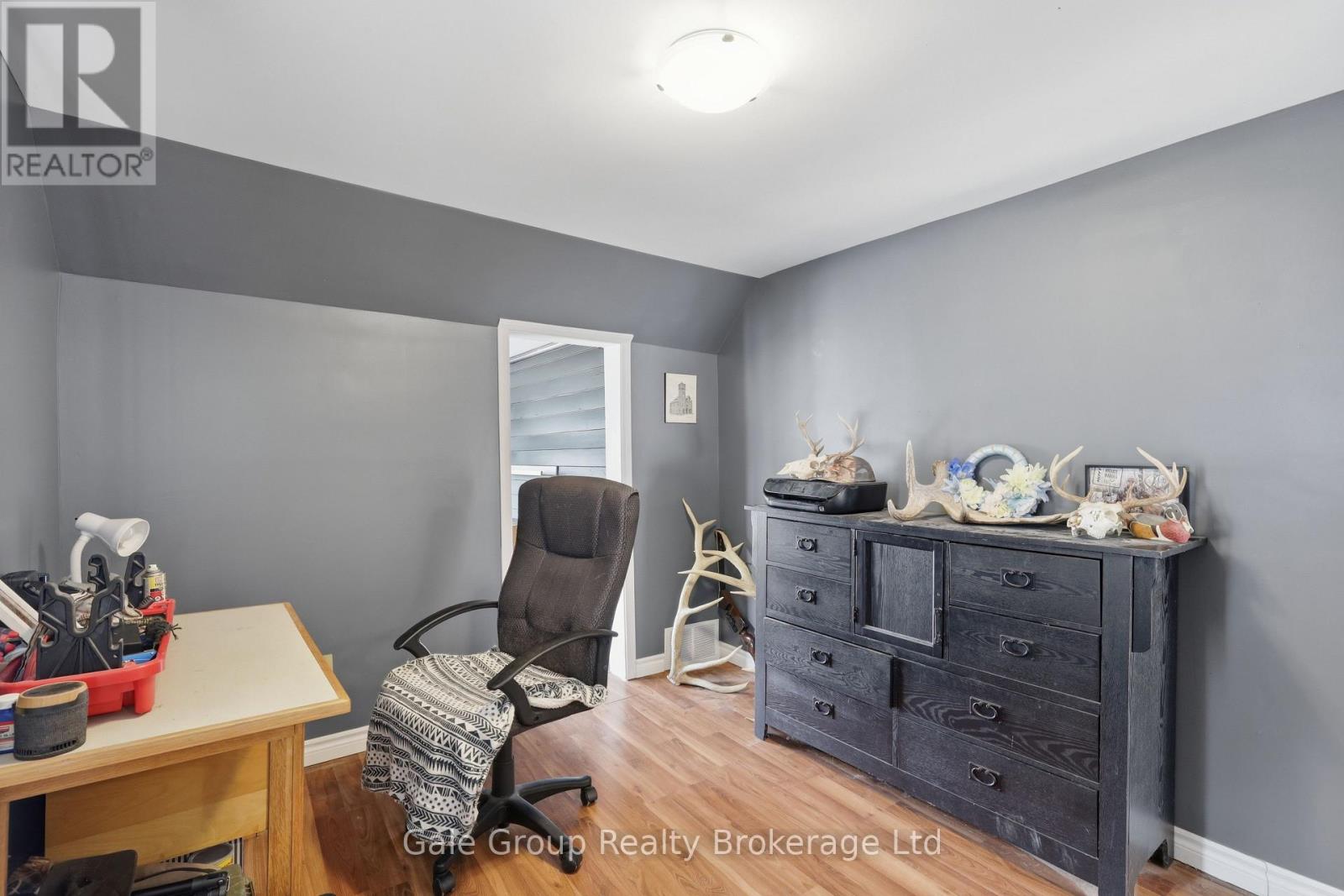 32 WEST AVENUE - 29