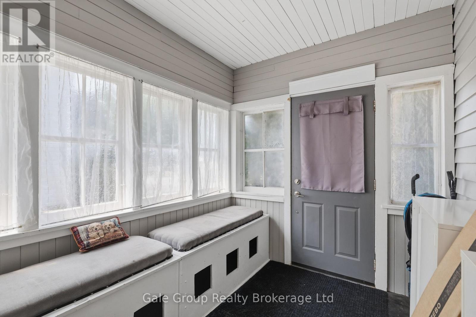 32 WEST AVENUE - 4