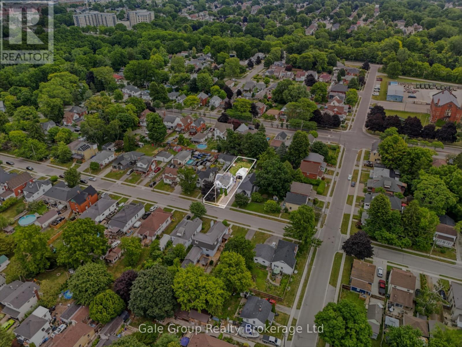 32 WEST AVENUE - 43