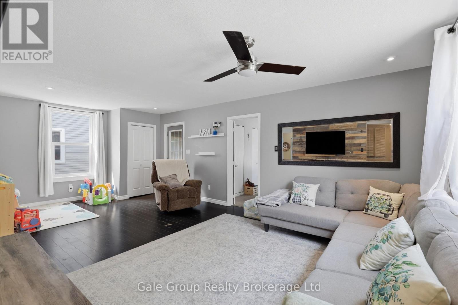 32 WEST AVENUE - 7