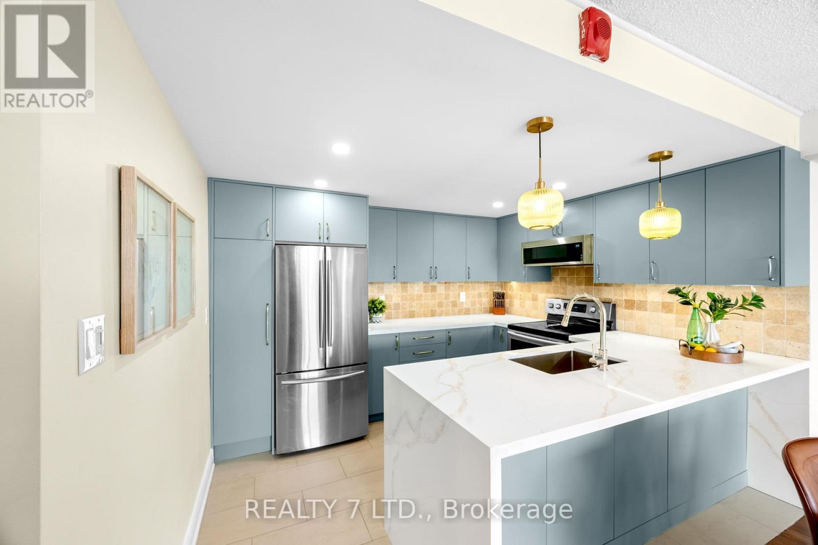 #303 175 CEDAR AVENUE - 14