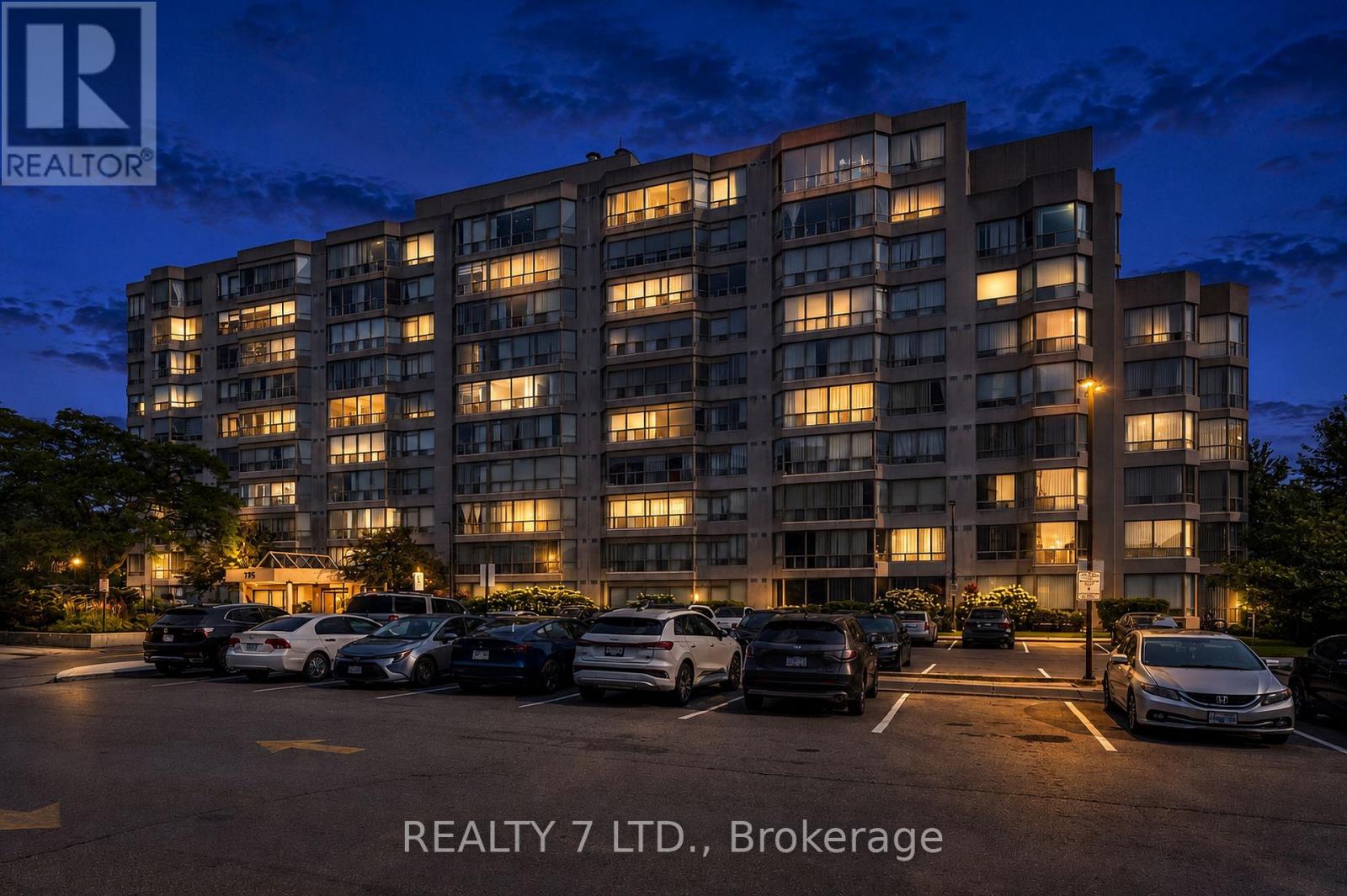 Photo of 303 - 175 CEDAR AVENUE