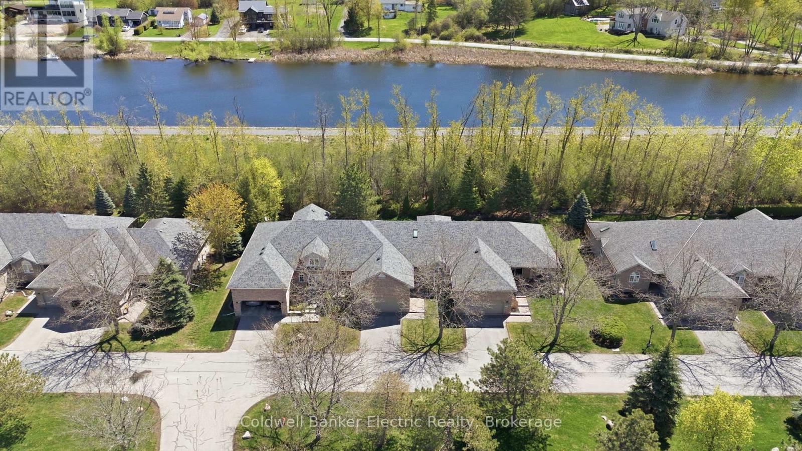 #40 300 FRANMOR DRIVE - 1