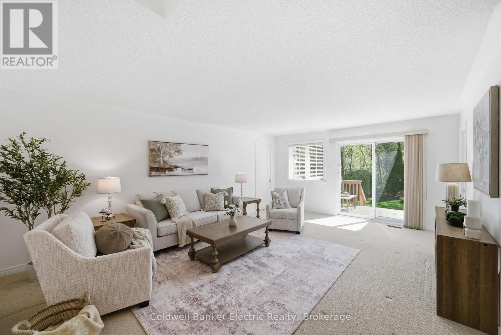 #40 300 FRANMOR DRIVE - Image 13
