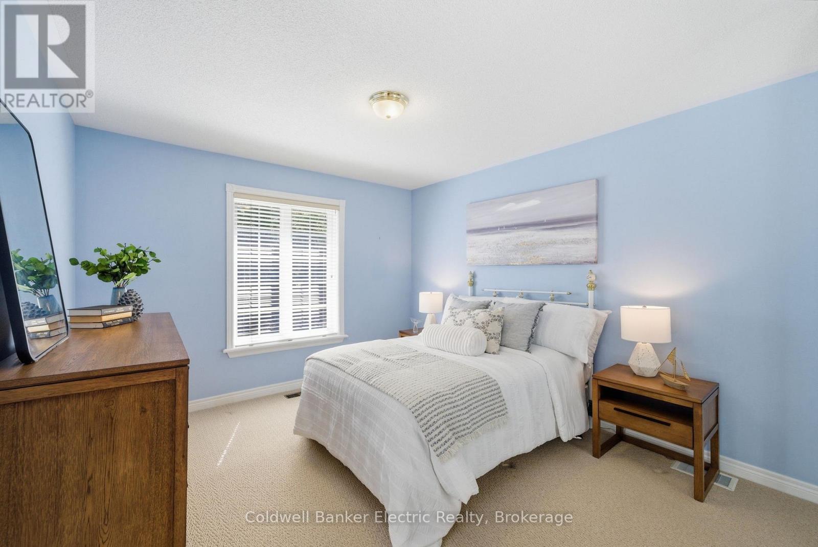 #40 300 FRANMOR DRIVE - Image 16