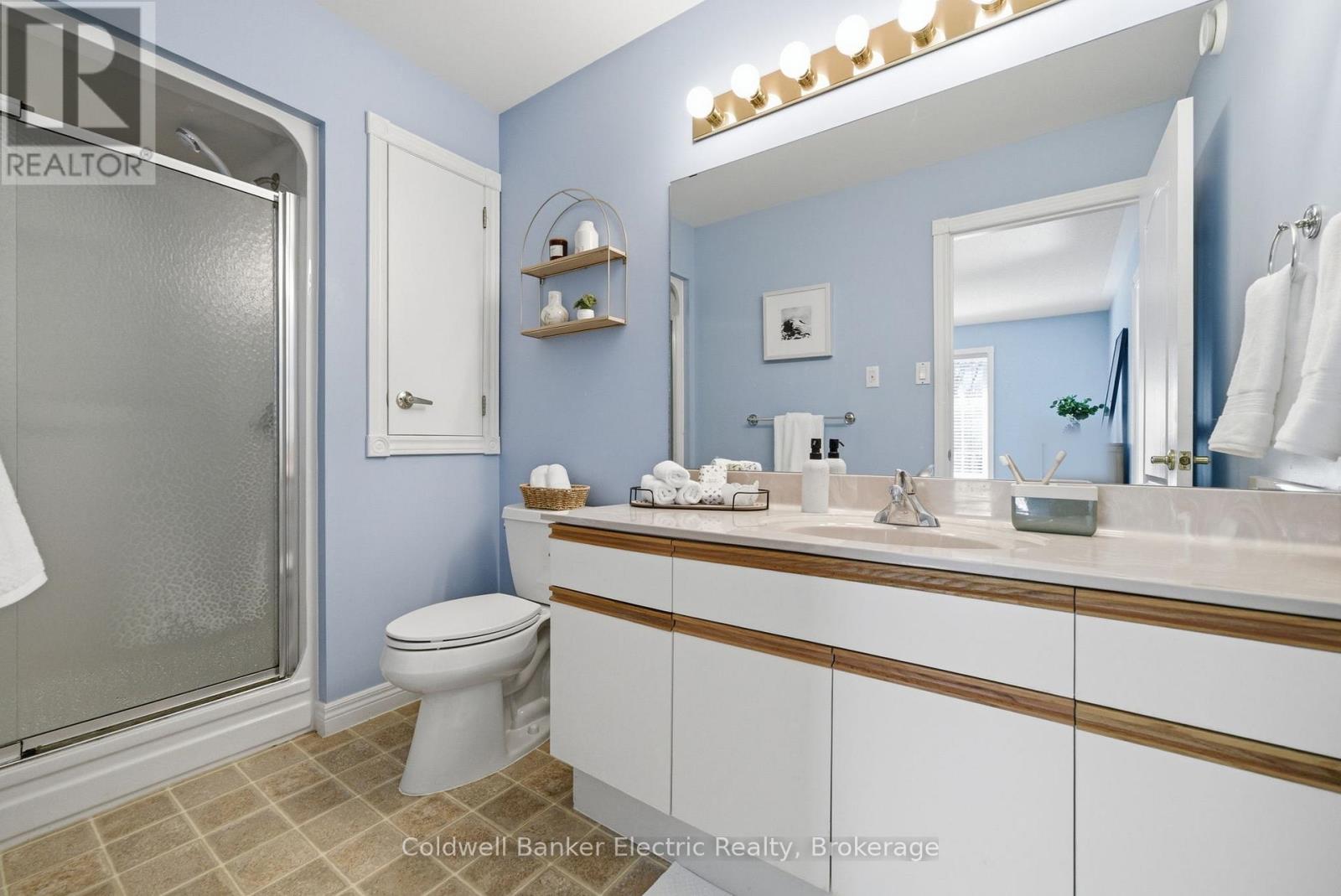 #40 300 FRANMOR DRIVE - Image 19