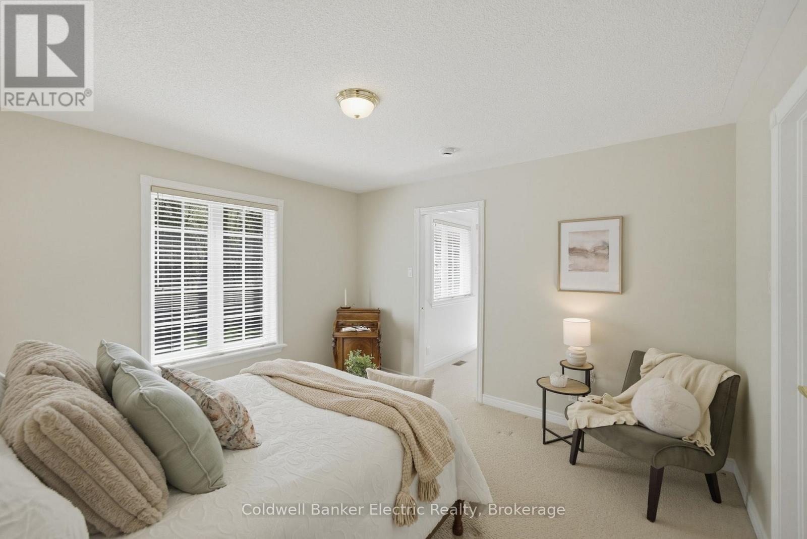 #40 300 FRANMOR DRIVE - Image 25