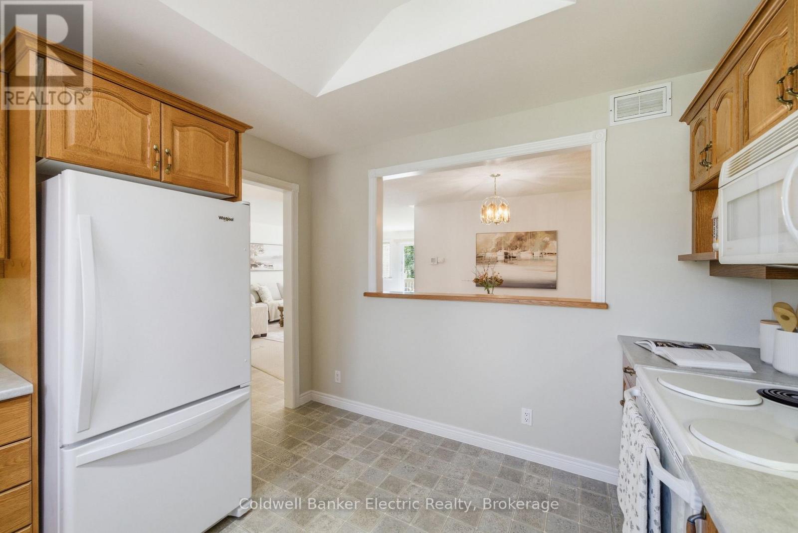 #40 300 FRANMOR DRIVE - Image 8