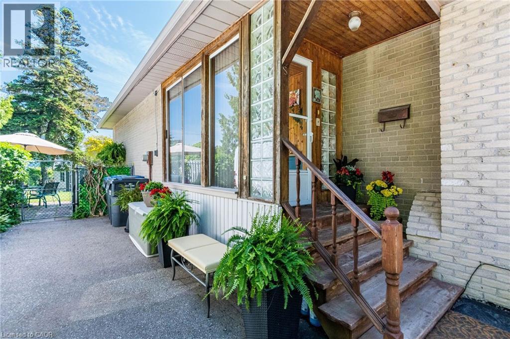 1293 DAIMLER Road - 4