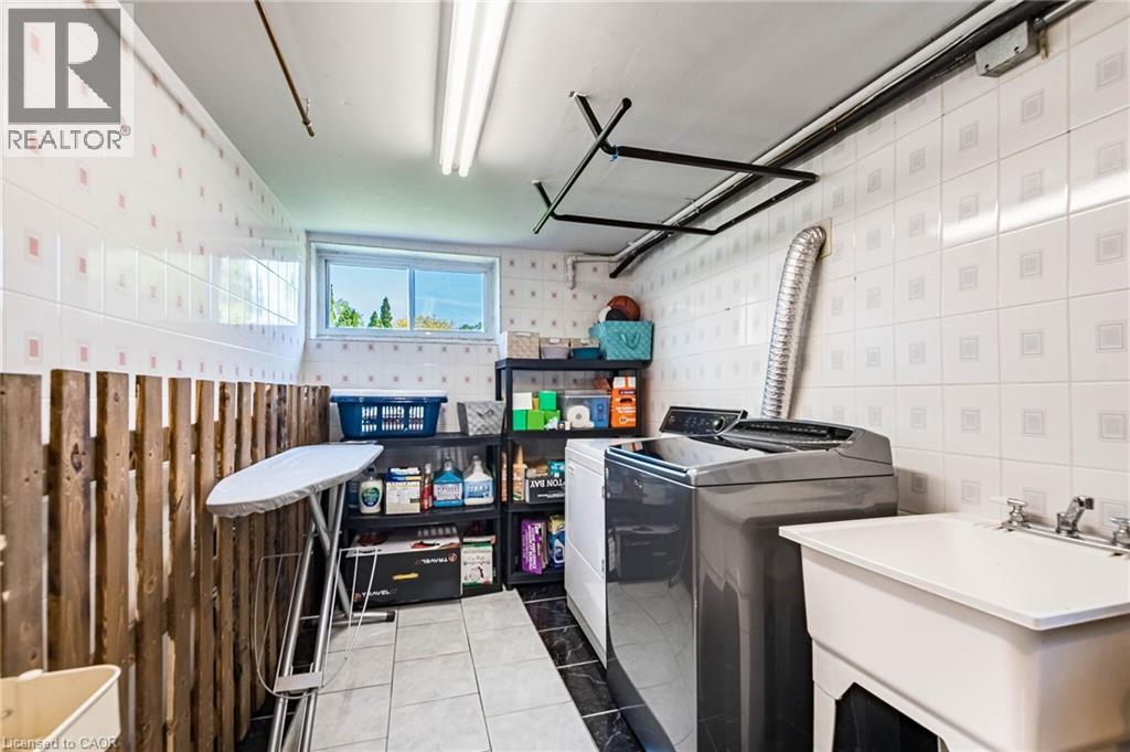 1293 DAIMLER Road - 27