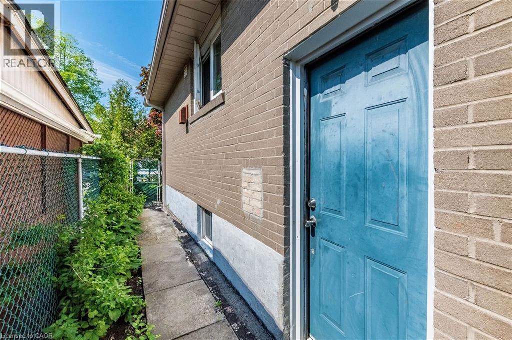 1293 DAIMLER Road - 28