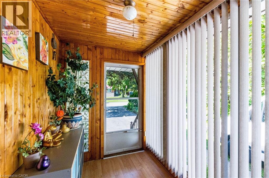 1293 DAIMLER Road - 5