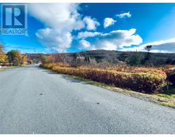 86 Riverdale Crescent thumbnail 2