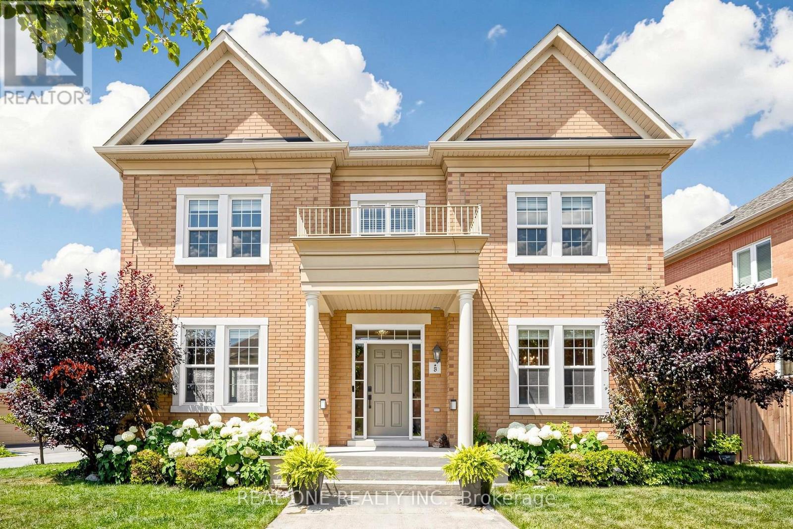 8 LEBARR ROAD