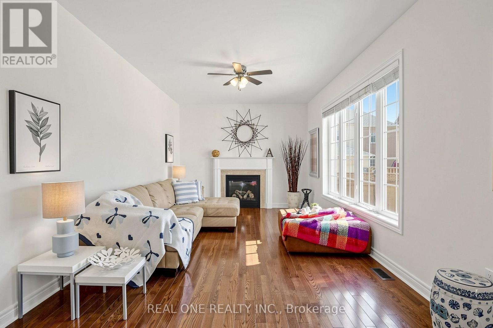 8 LEBARR ROAD - 12