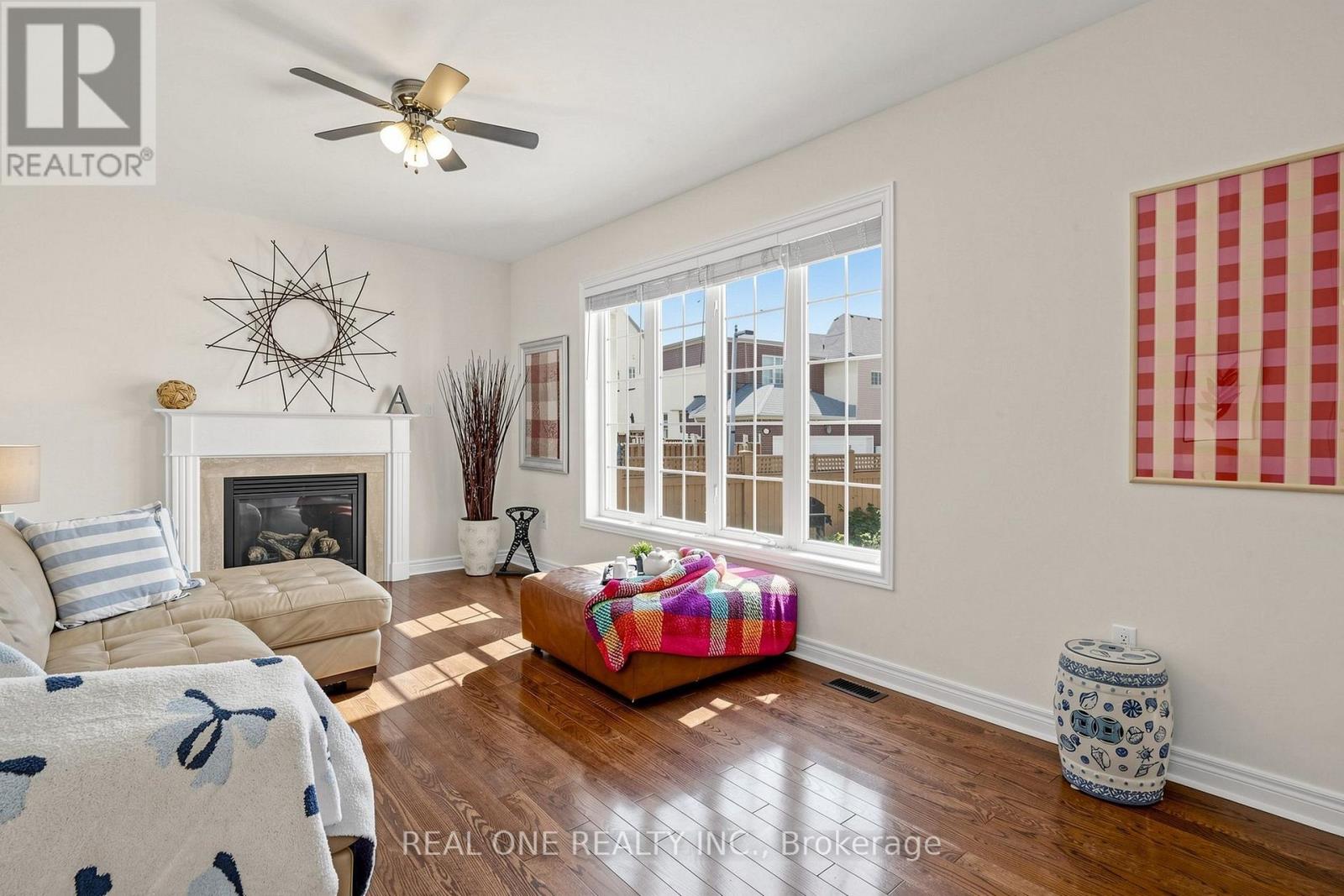 8 LEBARR ROAD - 13