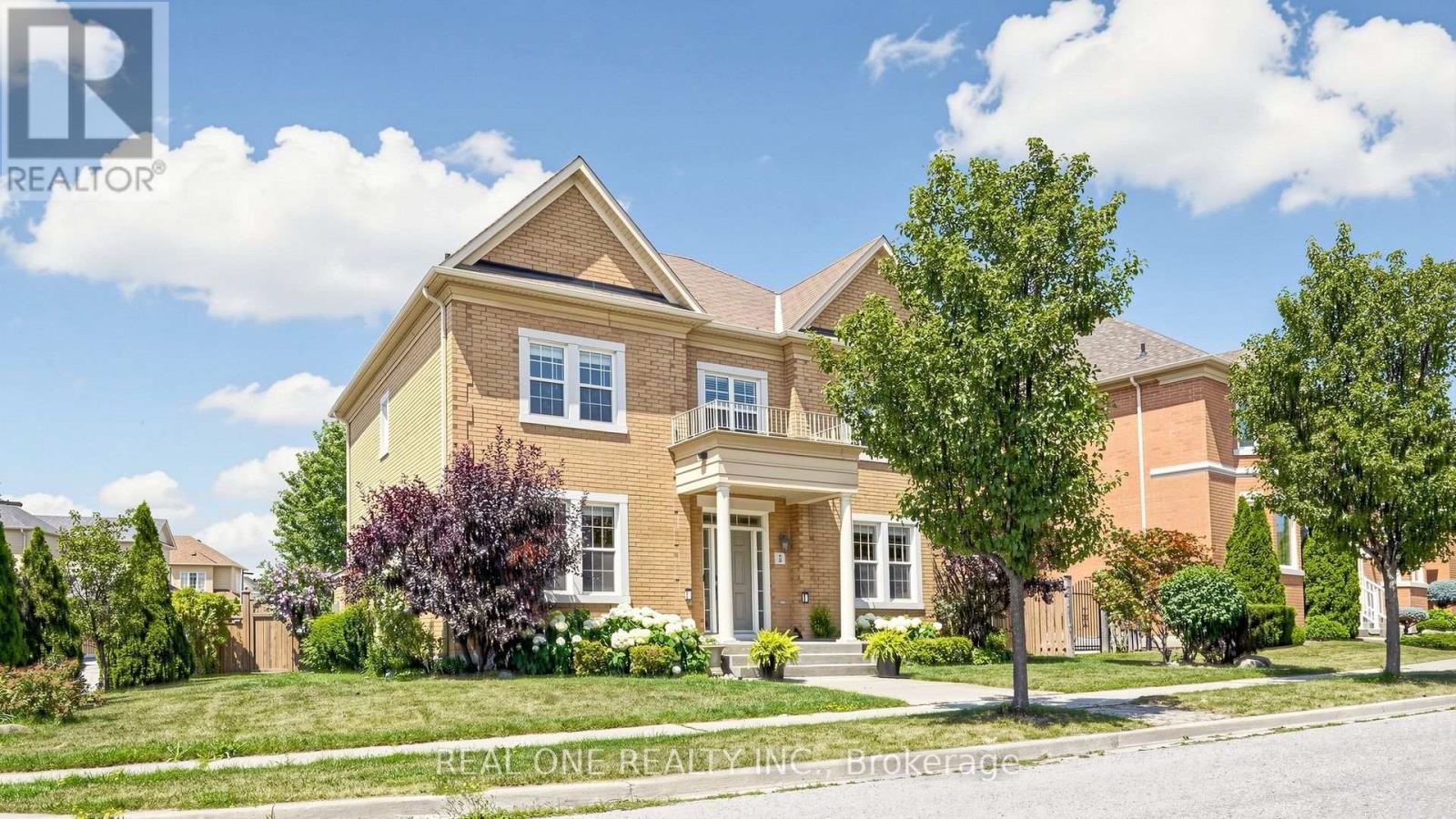8 LEBARR ROAD - 2