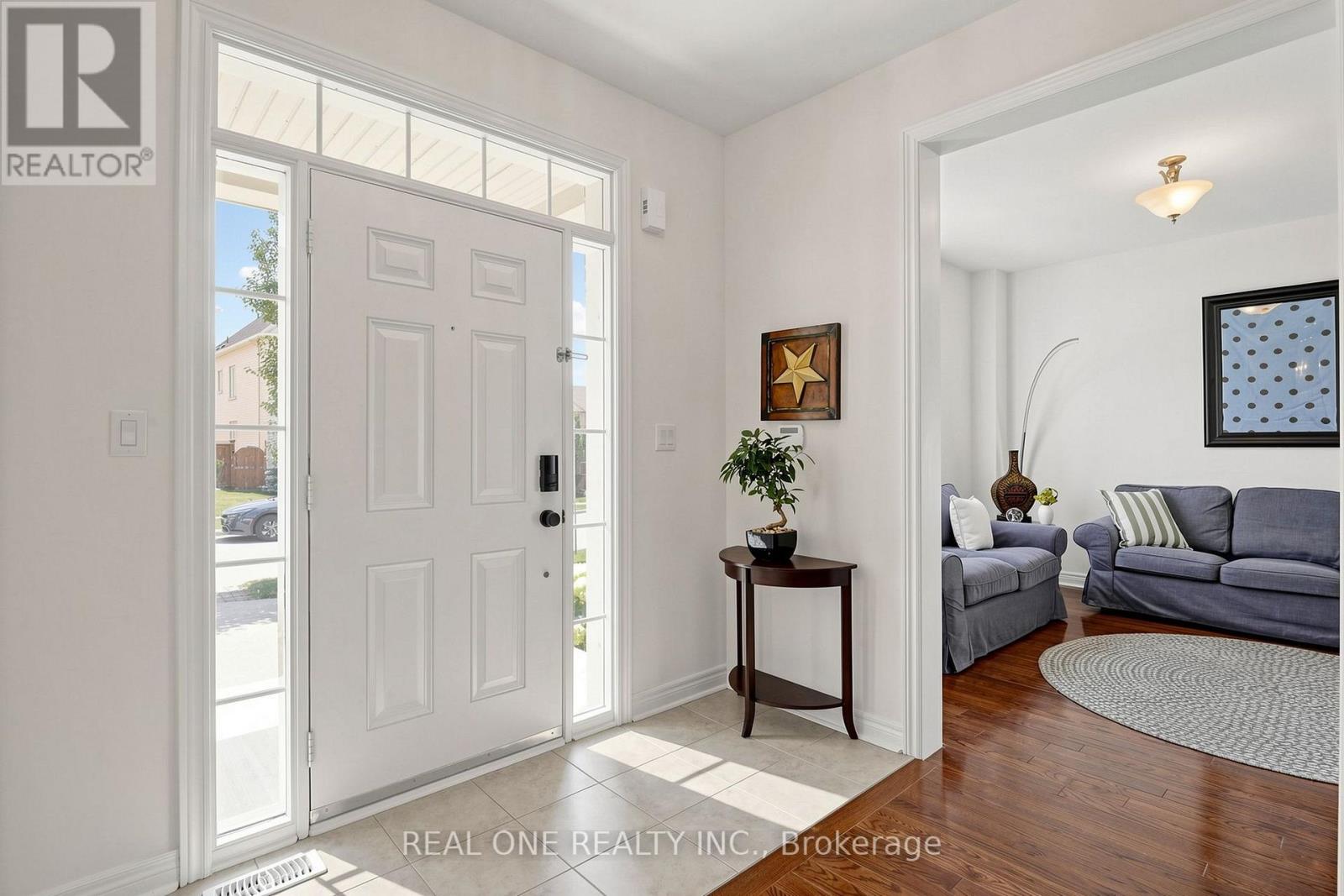 8 LEBARR ROAD - 3
