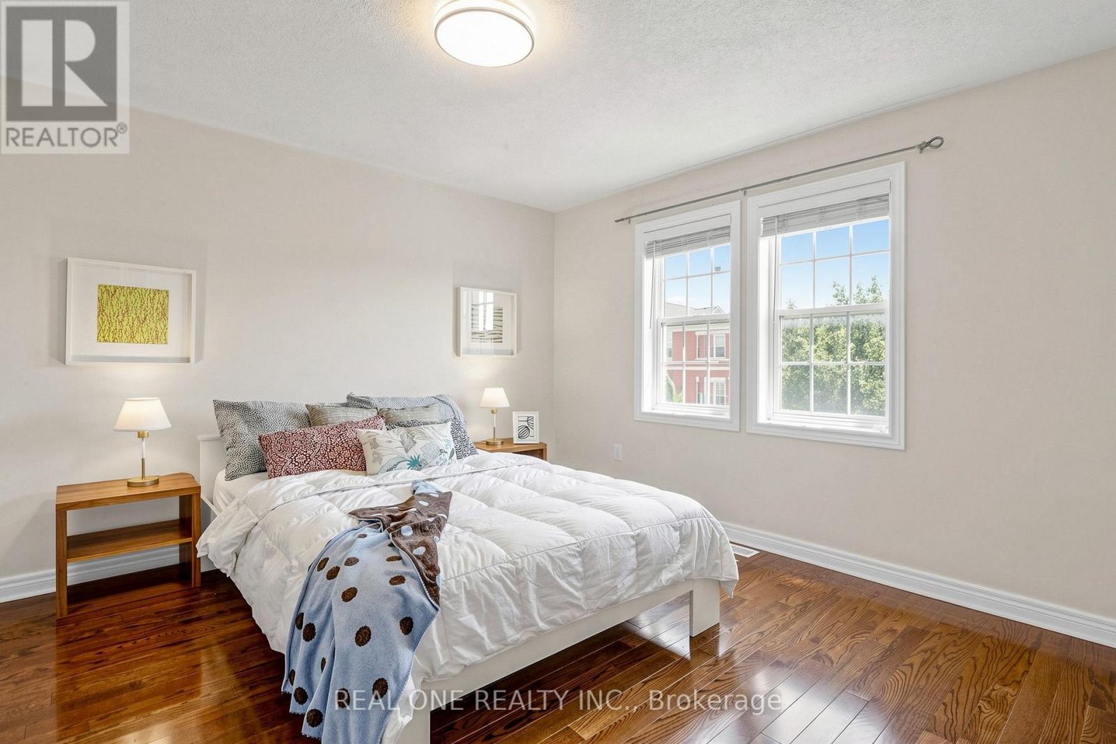8 LEBARR ROAD - Image 36