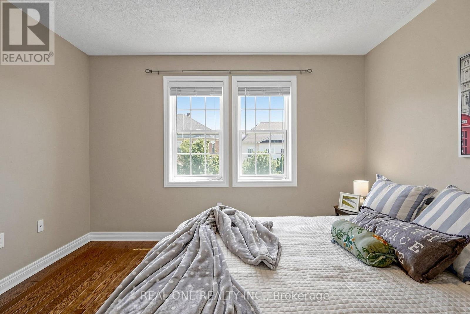 8 LEBARR ROAD - 42