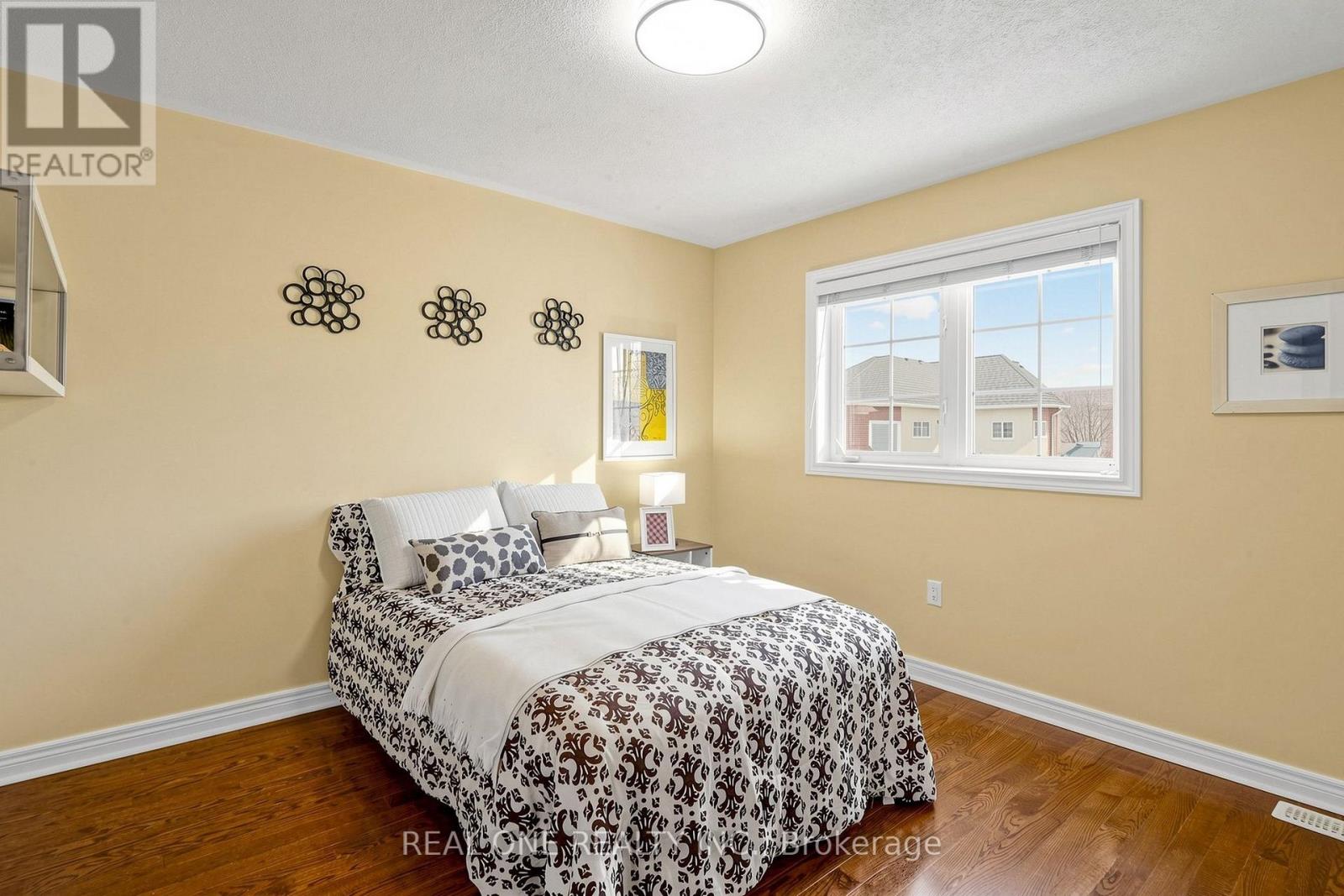 8 LEBARR ROAD - 45
