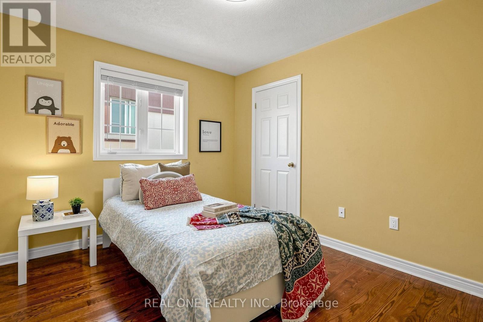 8 LEBARR ROAD - 46