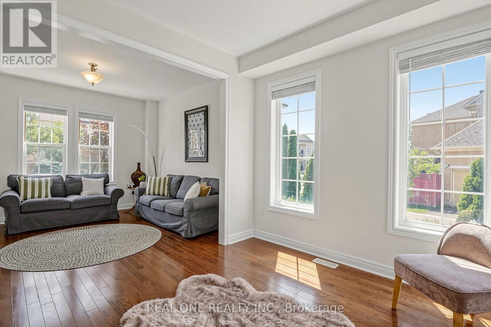 8 LEBARR ROAD - 7