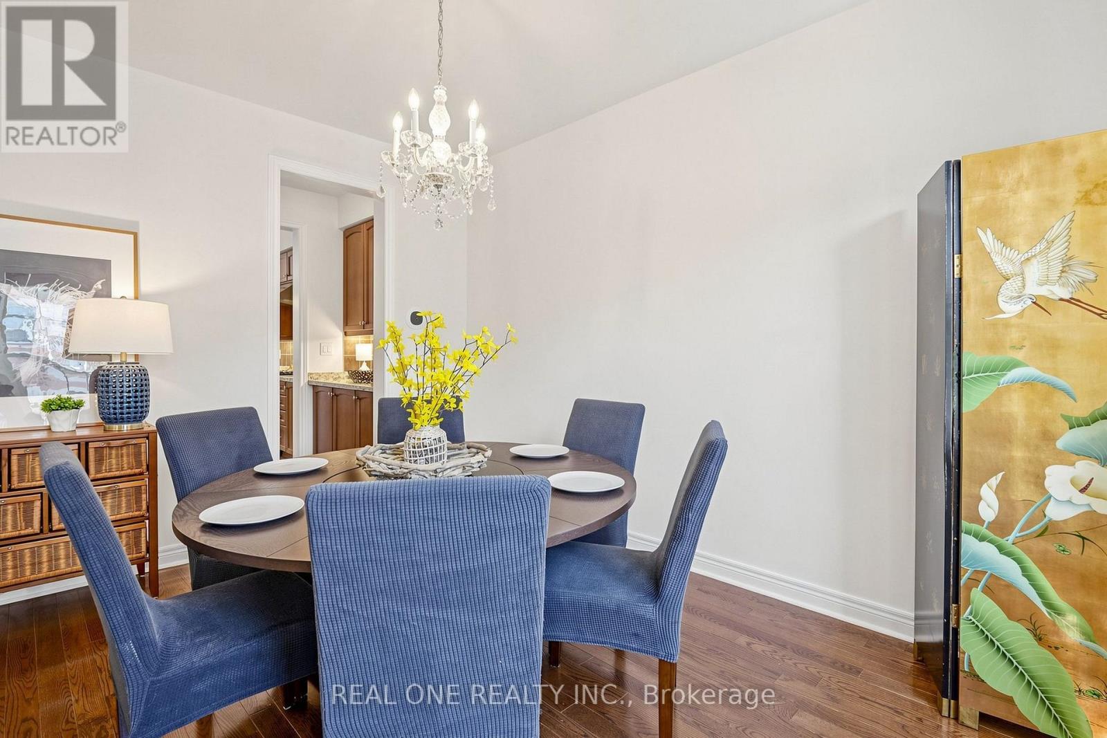 8 LEBARR ROAD - 9
