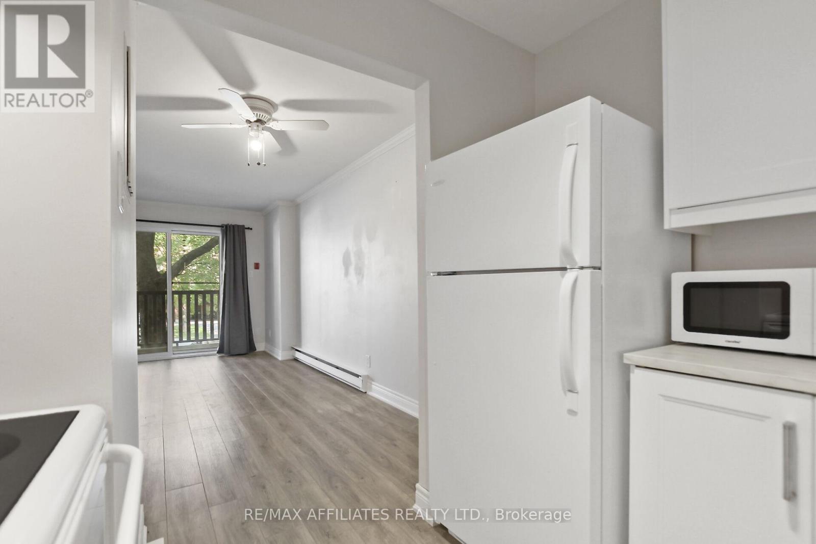 #1 160 BRUYERE STREET - 21