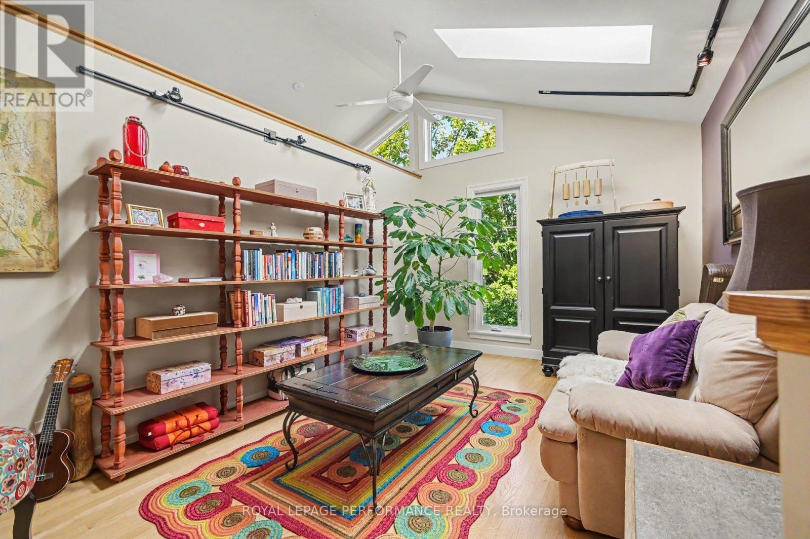 1208 Cline Crescent