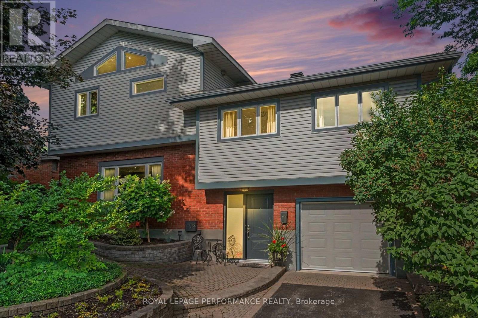 1208 Cline Crescent
