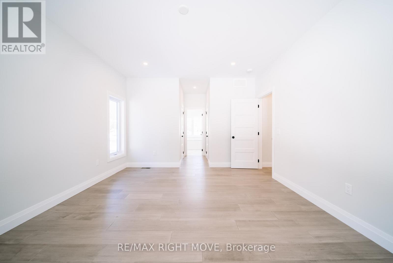 38 BELLEHUMEUR ROAD - 10