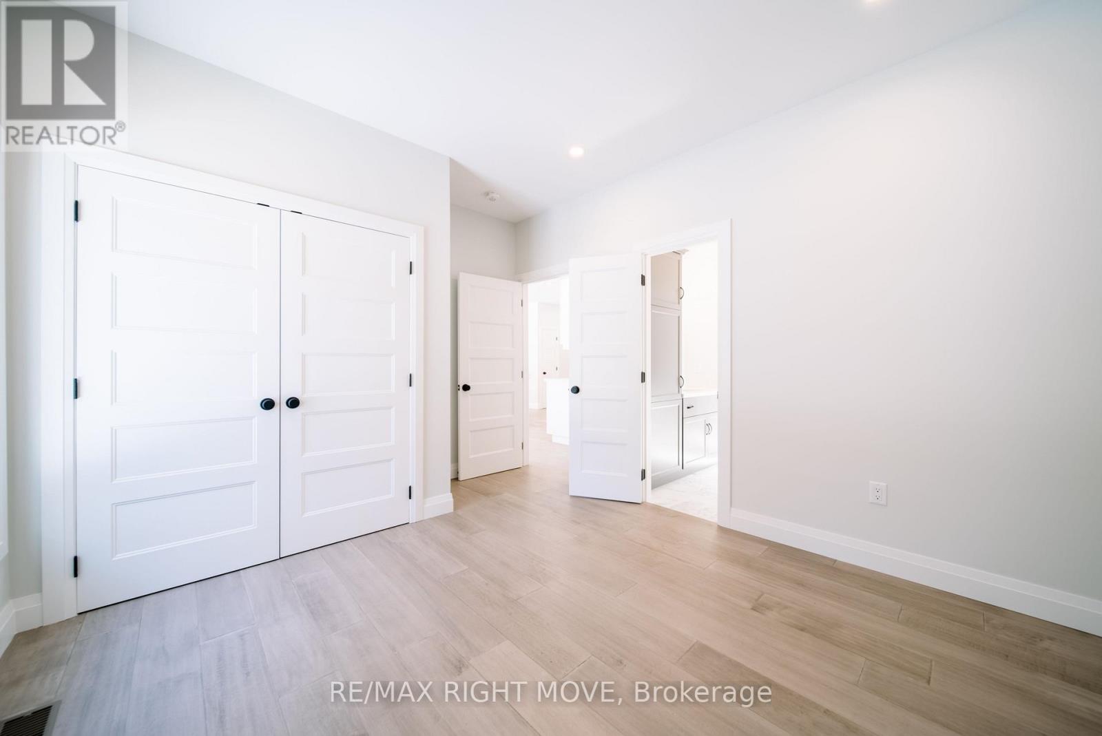 38 BELLEHUMEUR ROAD - 16