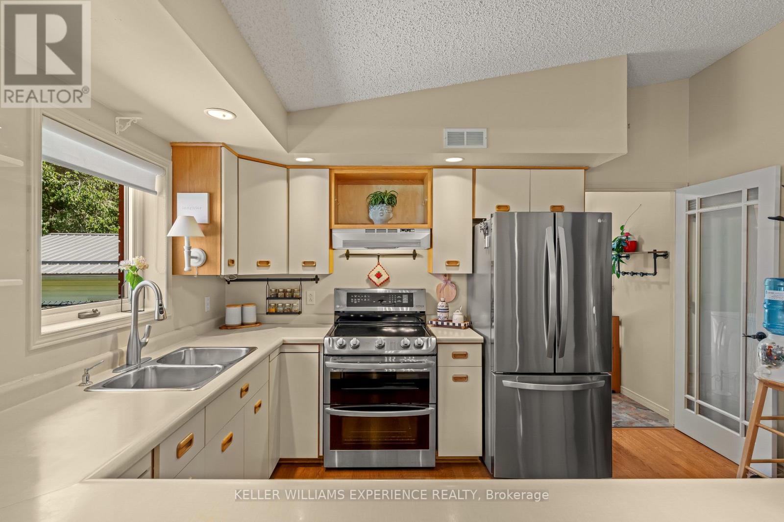 3387 BRENNAN LINE - Image 9