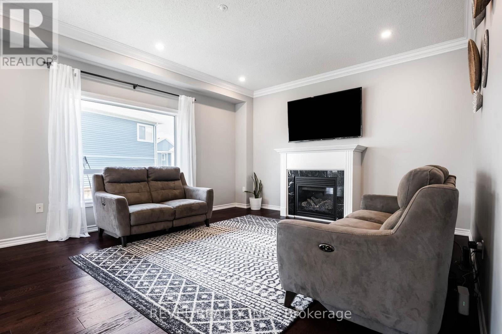 401 TANSLEY STREET - Image 14