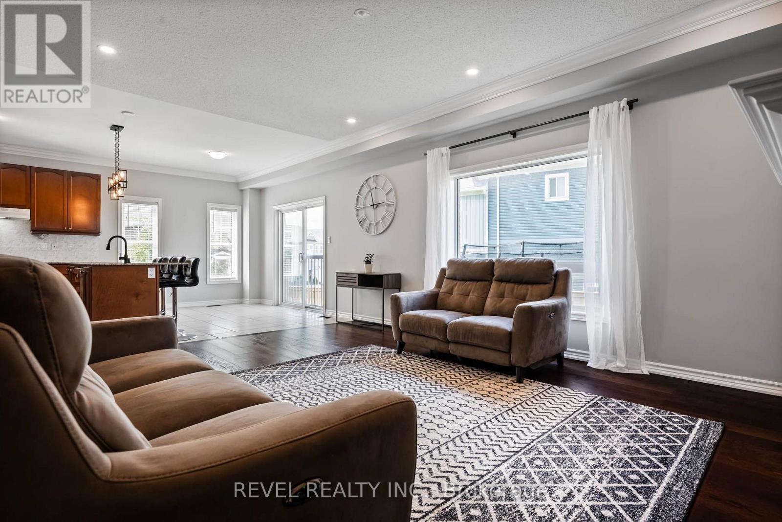 401 TANSLEY STREET - Image 16