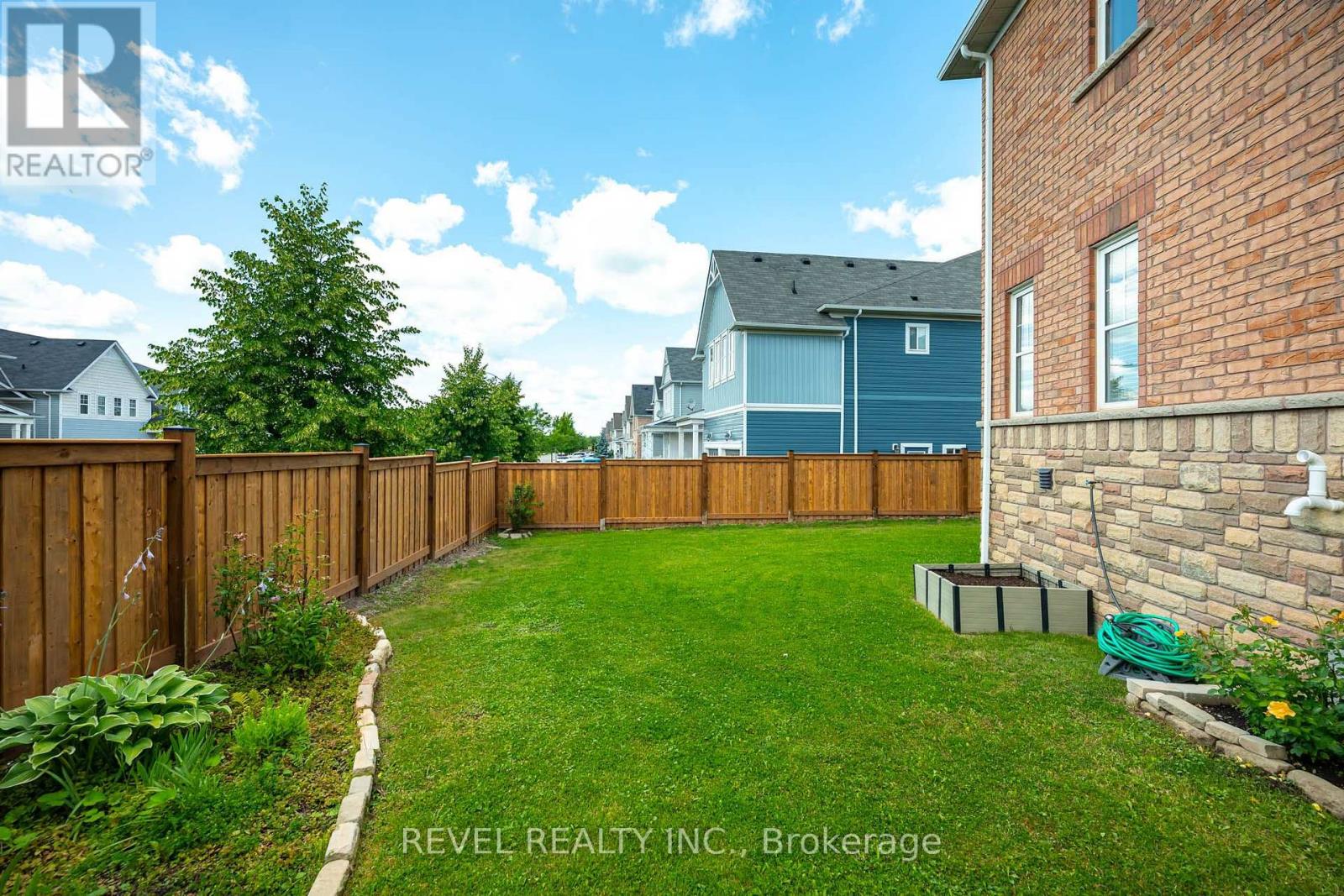 401 TANSLEY STREET - 46