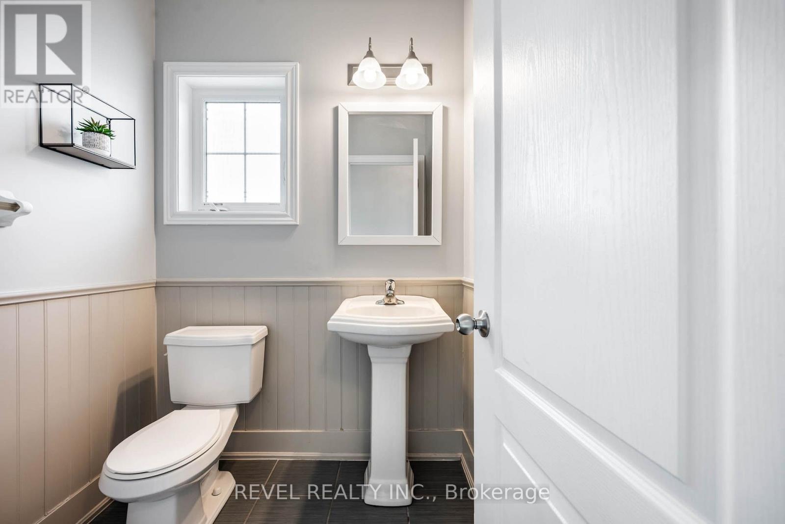 401 TANSLEY STREET - Image 9