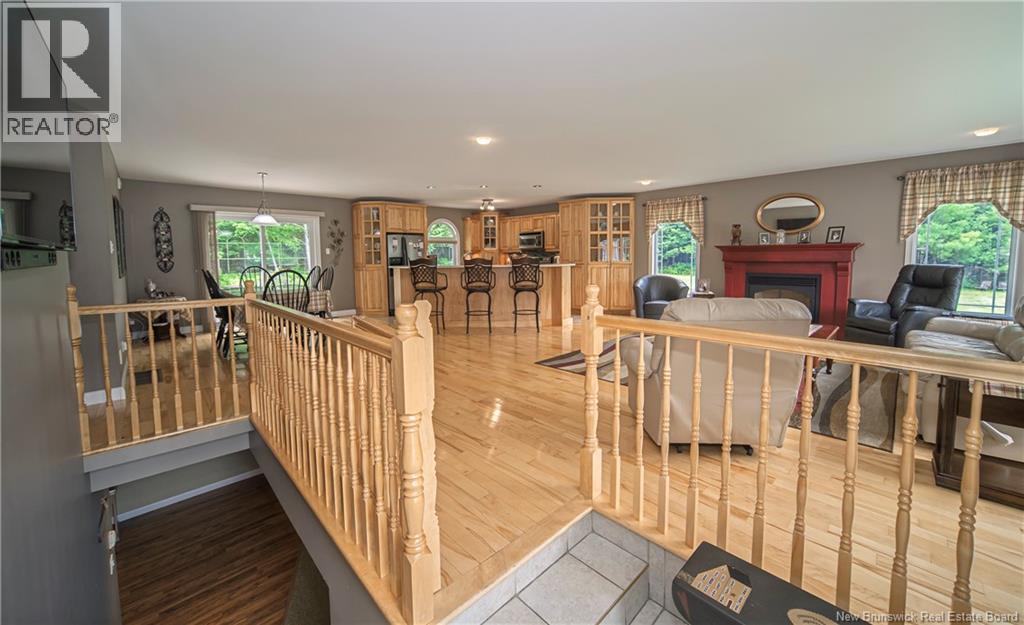 180 Rockwood Way - 3