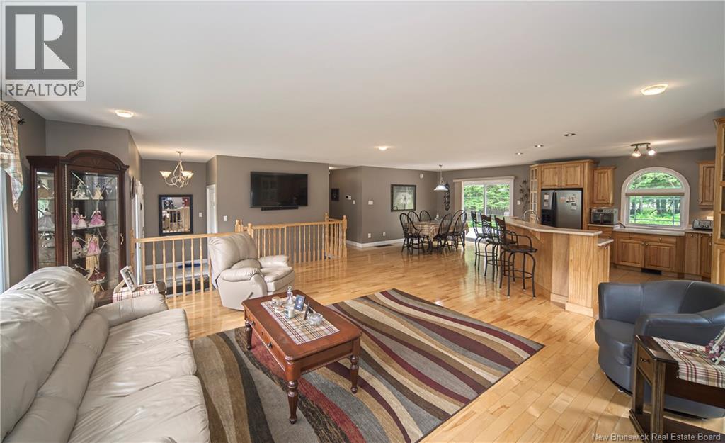 180 Rockwood Way - Image 5