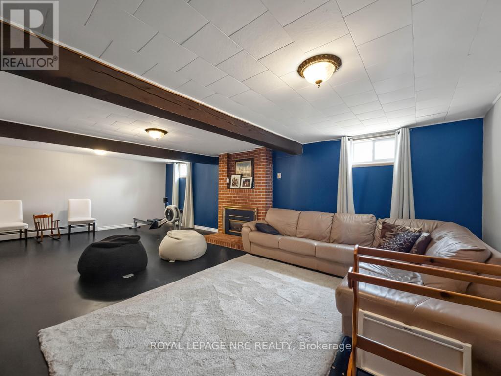 53002 PERRY ROAD - 37