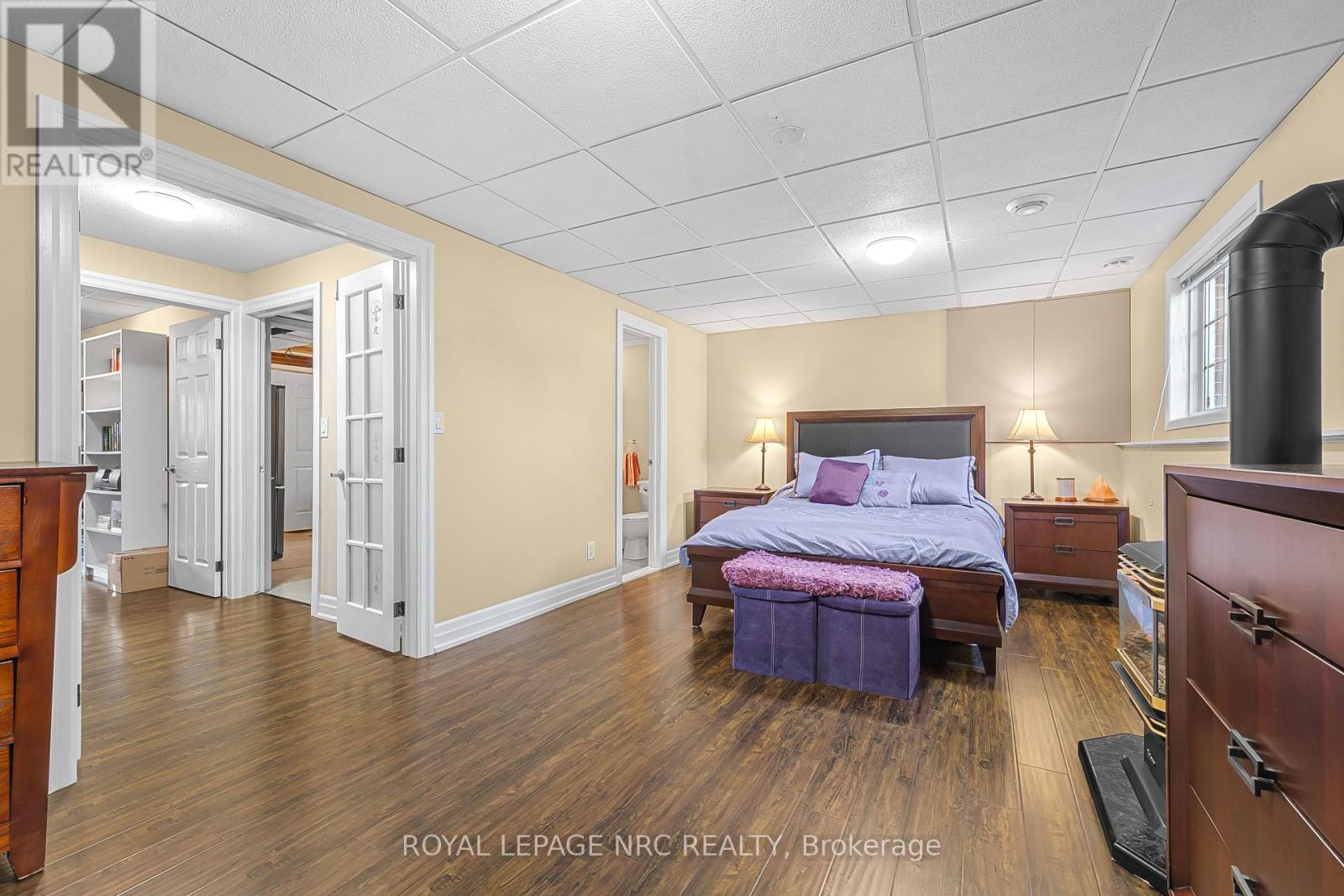 551 SCOTT STREET - 25