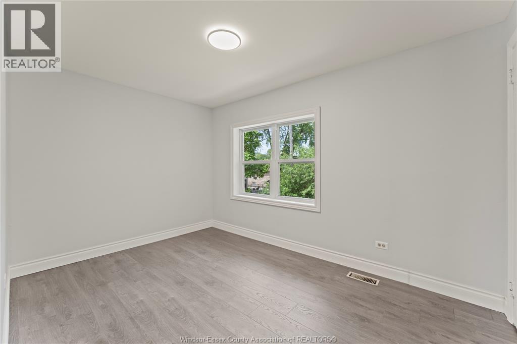 2330 TECUMSEH ROAD West - 20