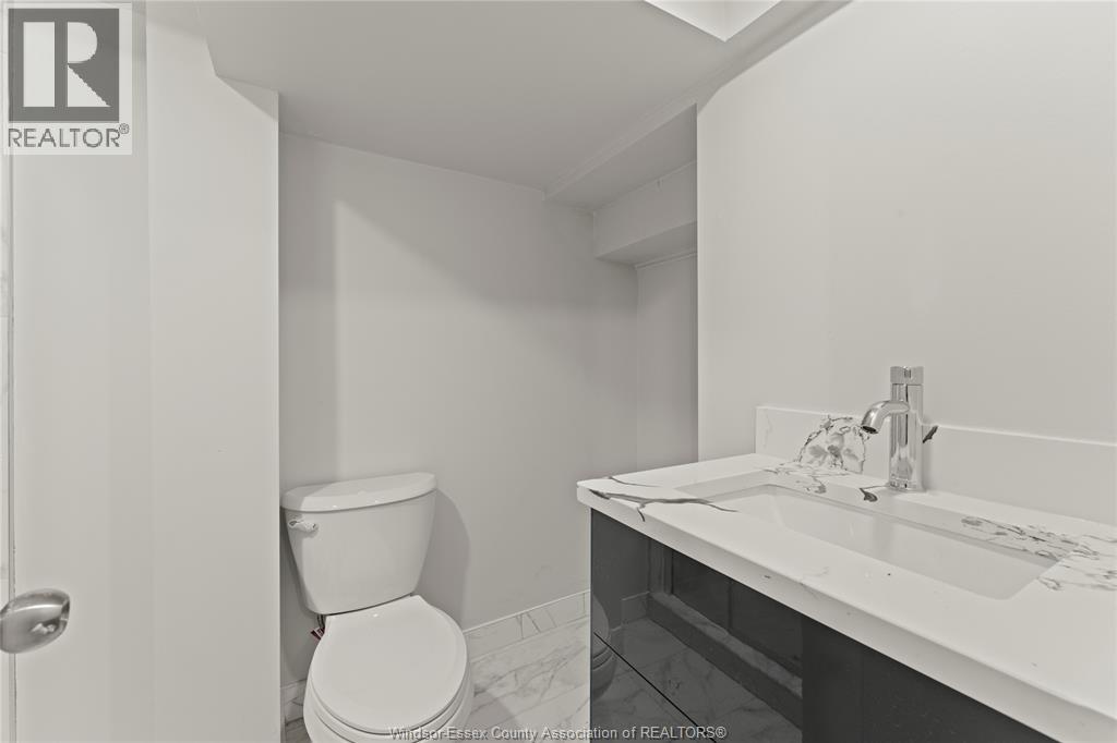 2330 TECUMSEH ROAD West - 24