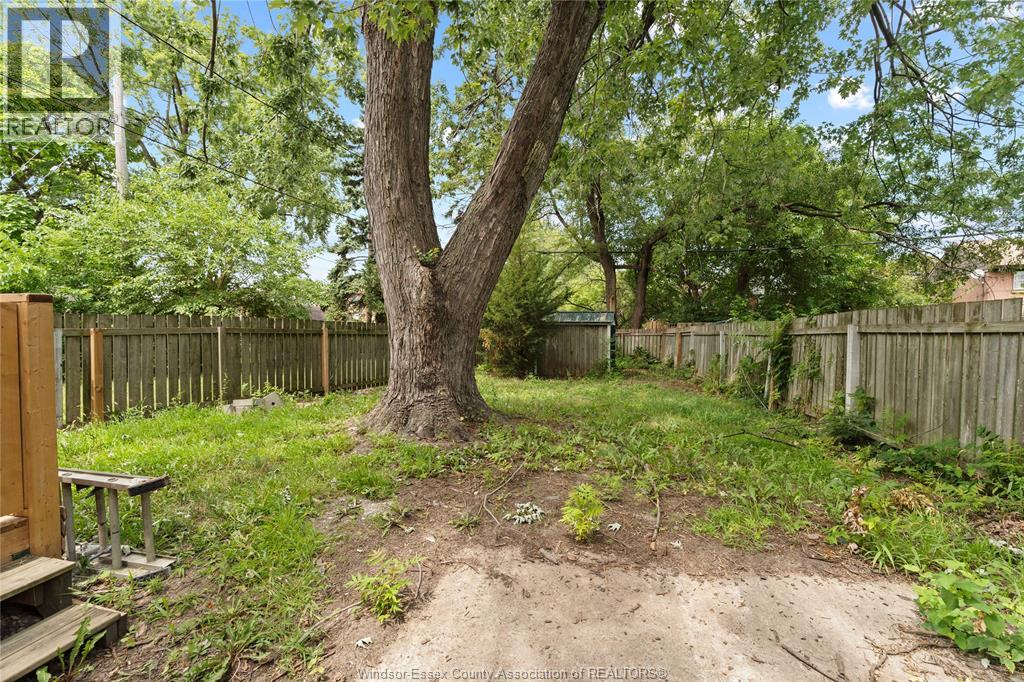 2330 TECUMSEH ROAD West - Image 27