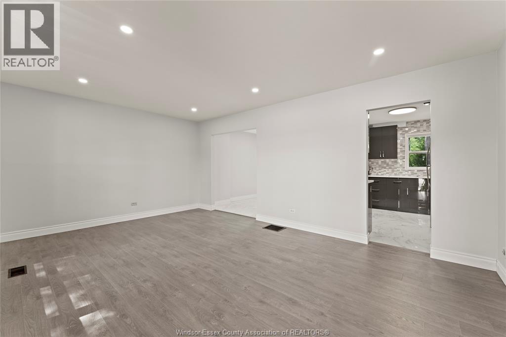 2330 TECUMSEH ROAD West - 5