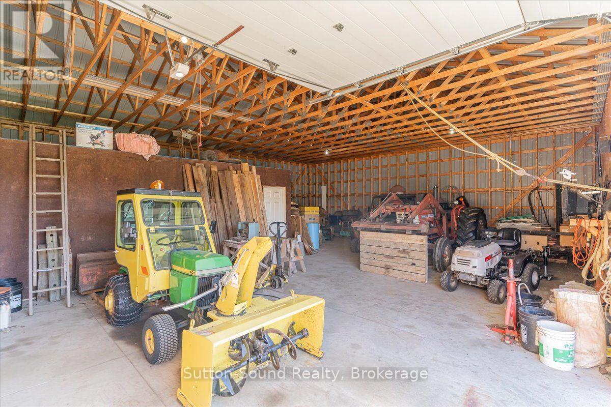442513 21 CONCESSION - Image 28