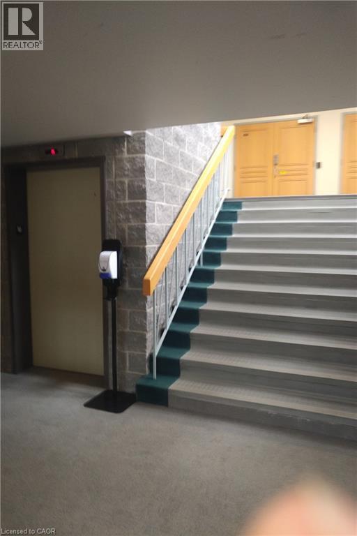 871 VICTORIA Street N Unit# 215, Kitchener — photo 3